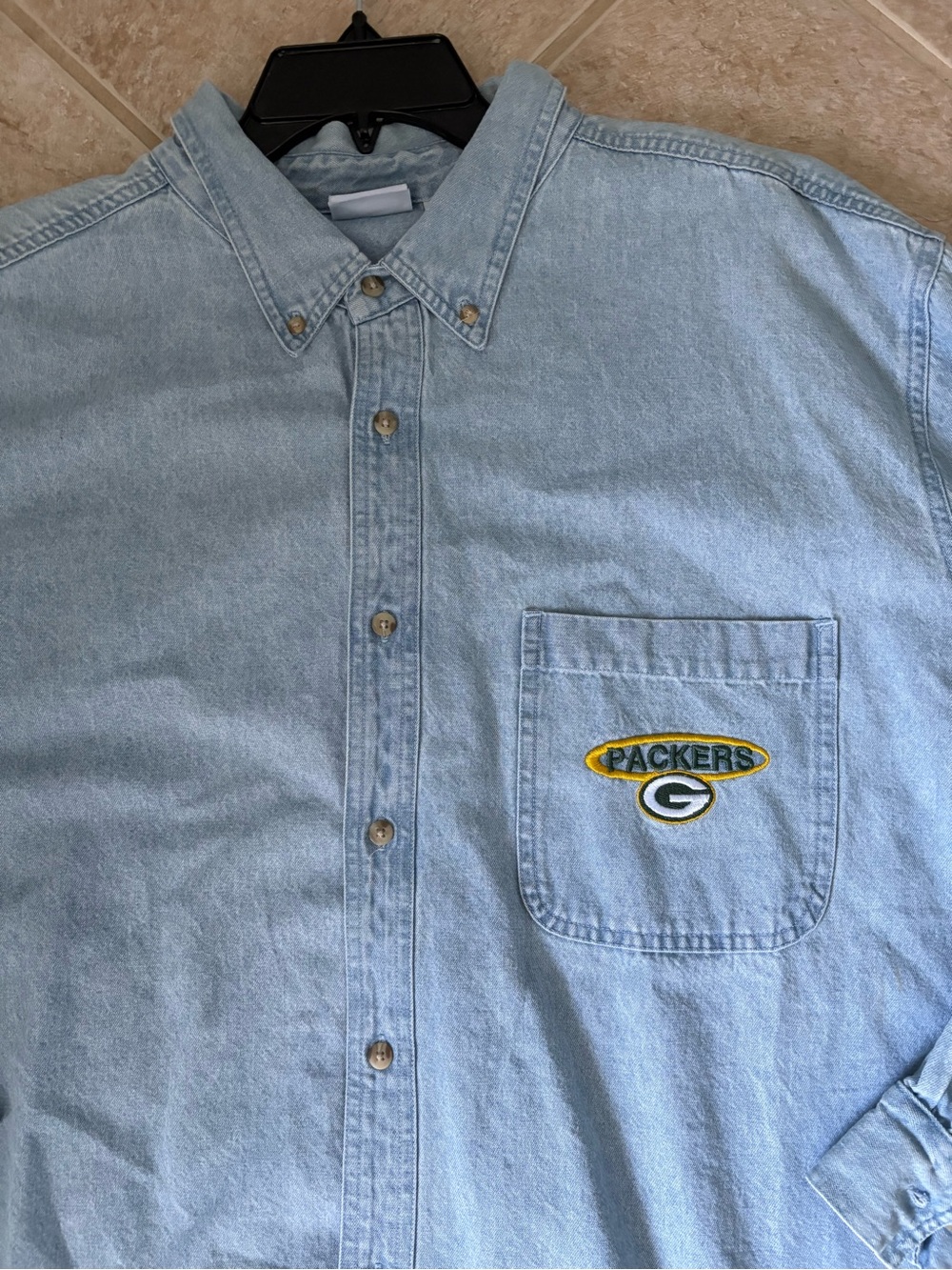 Vintage 90’s Green Bay Packers denim embroidered men’s button down XL